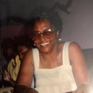 Meet your Posher, Johnette